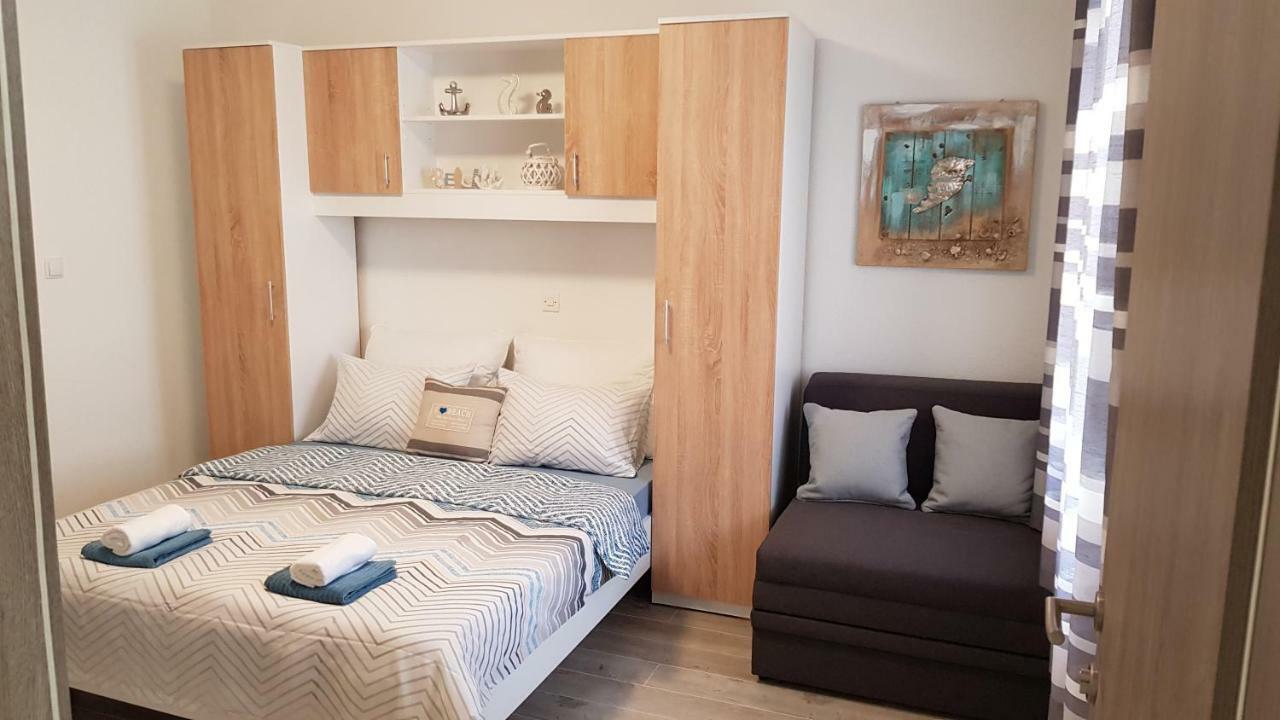 Apartments Deak Makarska Exteriör bild